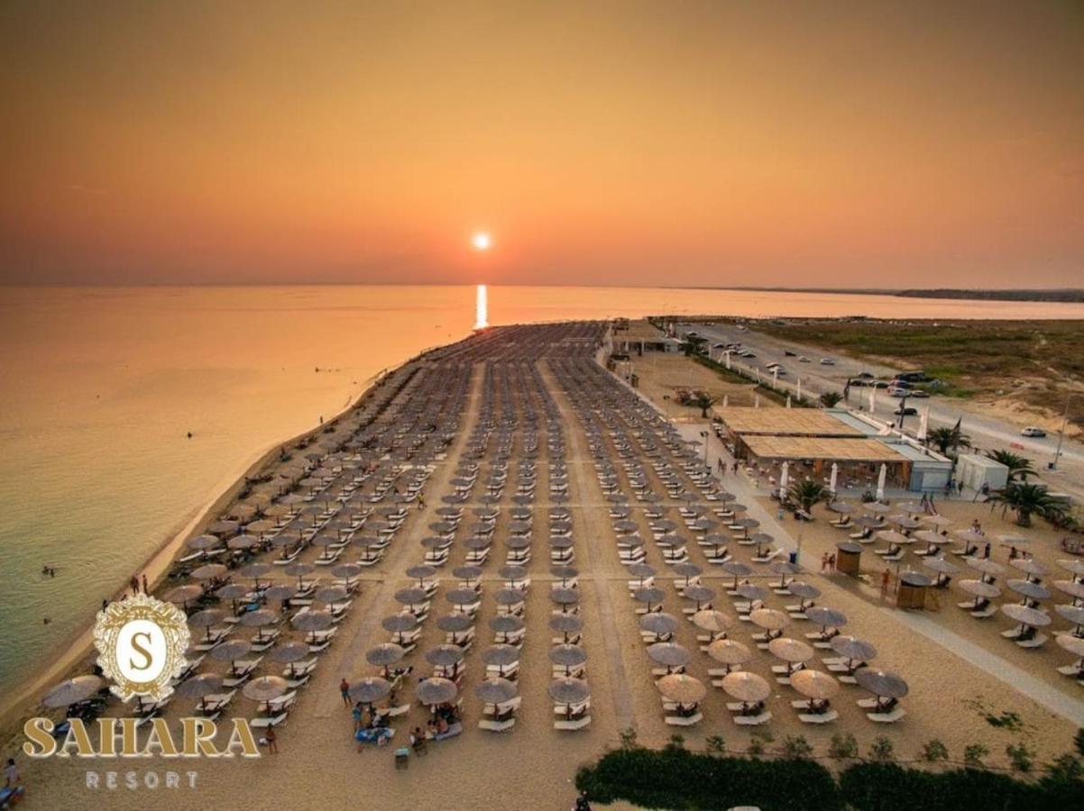 Seaside Apartments Néa Irákleia Eksteriør billede
