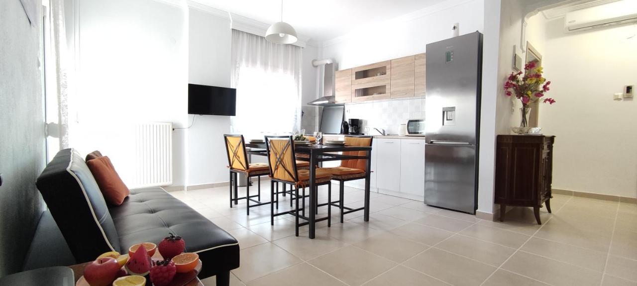 Seaside Apartments Néa Irákleia Eksteriør billede