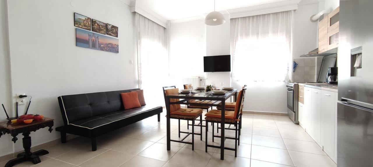 Seaside Apartments Néa Irákleia Eksteriør billede